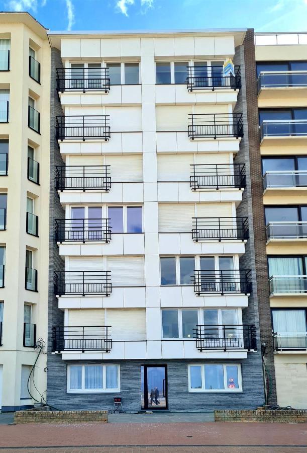 Modern Appartement Met Uniek Zeezicht Koksijde Zewnętrze zdjęcie